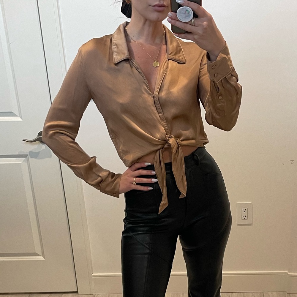 Wilfred Aritzia Tie Up Blouse
